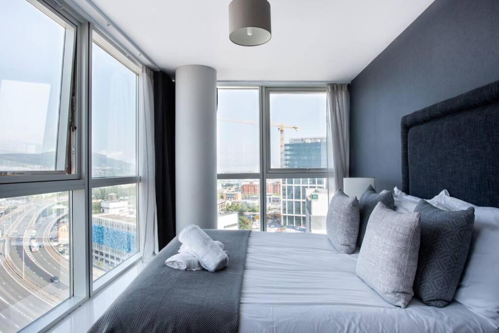 Titanic & Views, Ultra Luxury Parking * Belfast