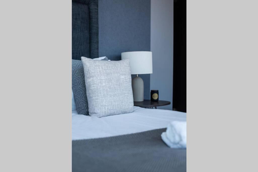 Apartment Titanic & Views, Ultra Luxury Parking Belfast