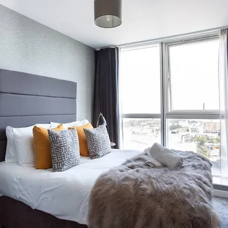Titanic & City Views, Ultra Luxury City Parking Belfast Exterior foto
